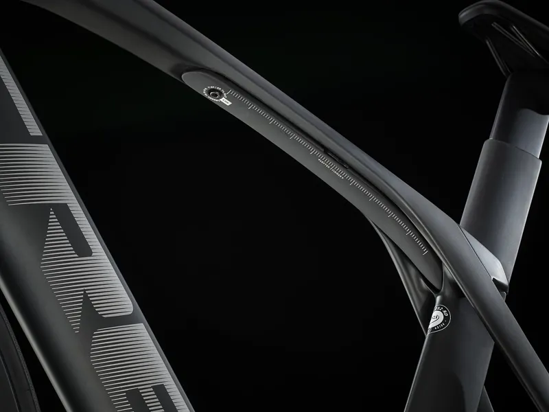 2022 Trek Madone SLR 9 eTap Road Bike Matte Deep Smoke-6